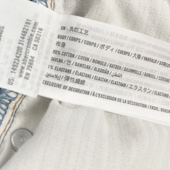 Abercrombie & Fitch Mom High Rise Distressed Denim Shorts 24 - Picture 10 of 14